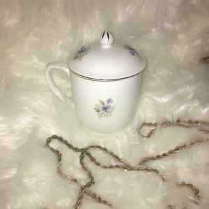 English Collection Lidded Salem China Mug